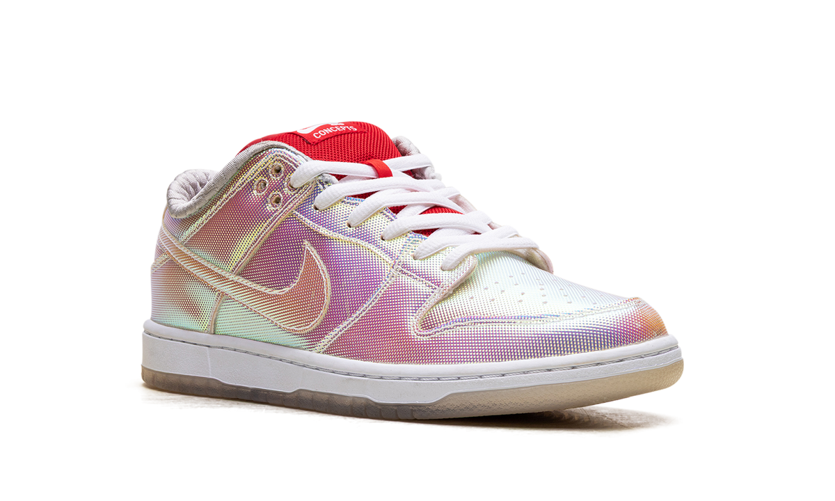 Concepts Dunk Low Pro SB "Special Wooden Box - Holy Grail" 504750 140 A