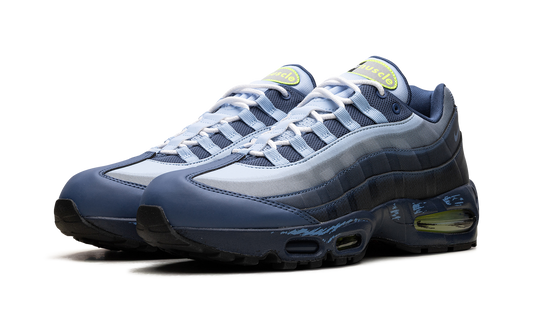 Air Max Muscle 95 "Yu-Gi-Oh! - Joey - Promo Card Included" II7404 400 PC