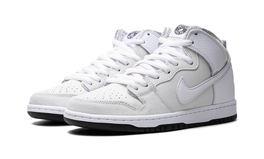 SB Dunk High "Antihero" HM5837 100