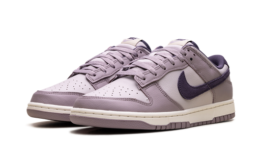 Dunk Low SE "Light Violet Ore" HQ3642 202