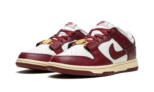 DUNK LOW WMNS "Just Do it - Team Red" DV1160 101