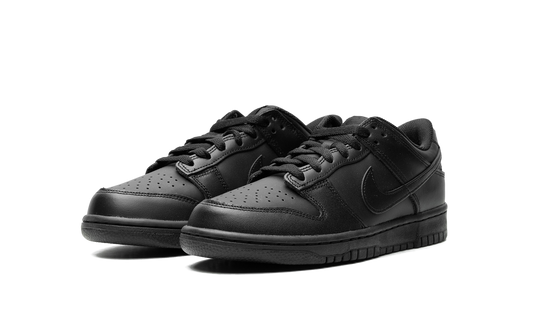 Dunk Low GS "Triple Black" FB9109 009