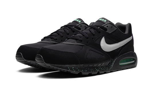 Air Max IVO "Black Metallic Silver" 580518 005