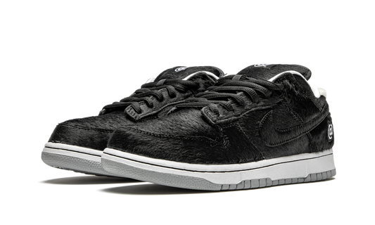 SB Dunk Low "Medicom Toy - BE@RBRICK" CZ5127 001