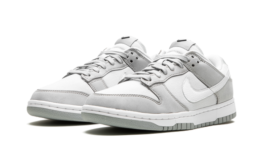 DUNK LOW LX NBHD WMNS "Light Smoke Grey" FB7720 002
