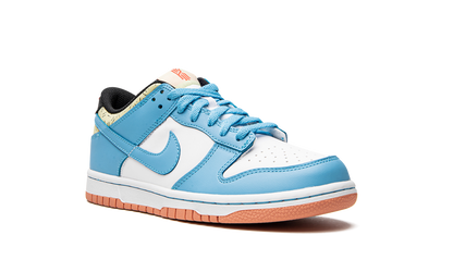 DUNK LOW SE KYR (GS) "Kyrie Irving - Baltic Blue" DN4179 400
