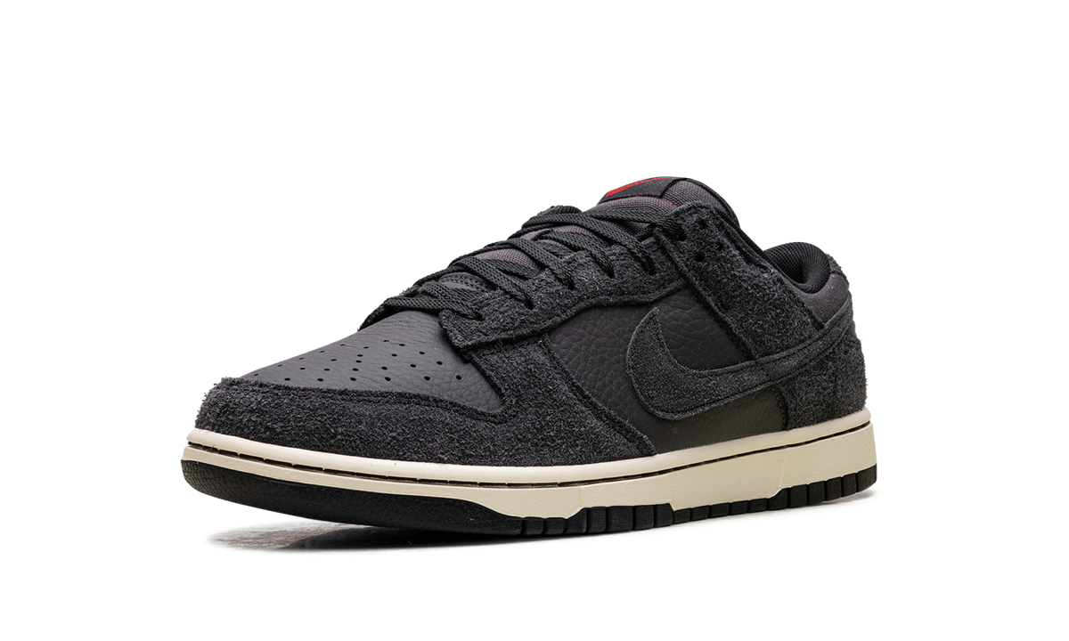 Dunk Low Premium "Black Off Noir" HF3145 001