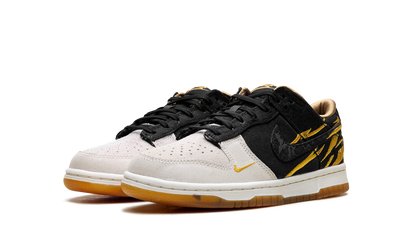 Dunk Low GS "Year of the Tiger (2022)" DQ5351 001