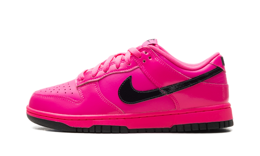 Dunk Low WMNS "Pink Blast" IV2040 600