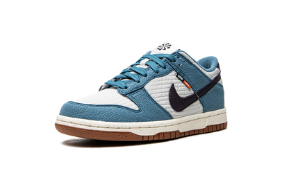 Dunk Low SE (GS) "Toasty" DC9561 400