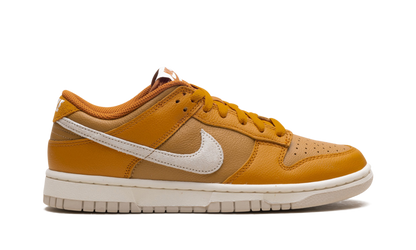 Dunk Low "Monarch" HJ9121 815