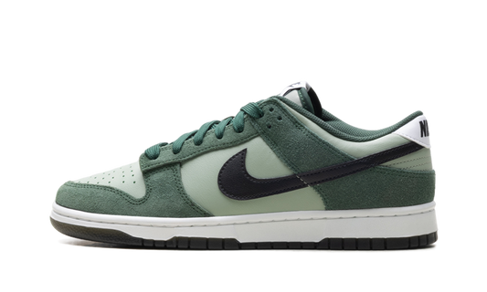 Dunk Low Retro SE "Jade Horizon / Fir" IB6399 301