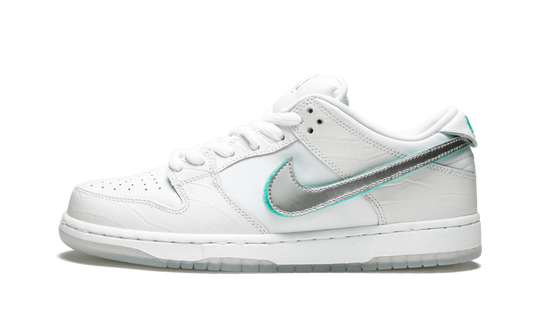 SB Dunk Low Pro OG QS "Diamond Supply White" BV1310 100