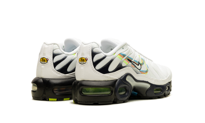 Air Max Plus Big Kid "Layered Swoosh" DV7140 100