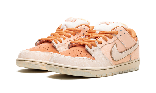 Nike SB Dunk Low Pro PRM "Guava Ice" FV5926 200