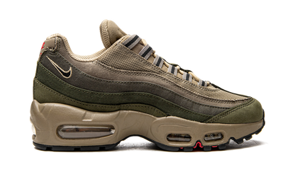 Air Max 95 SE "Rough Green" DQ8570 200