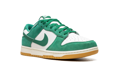 Dunk Low SE "Malachite" HQ1519 030
