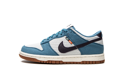 Dunk Low SE (GS) "Toasty" DC9561 400
