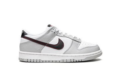Dunk Low GS "Lucky" DQ0380 001