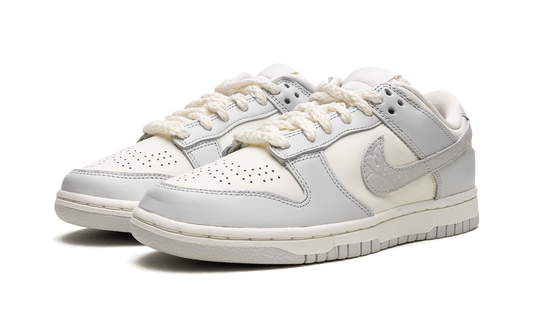 DUNK LOW WMNS "Needlework" FJ4553 133