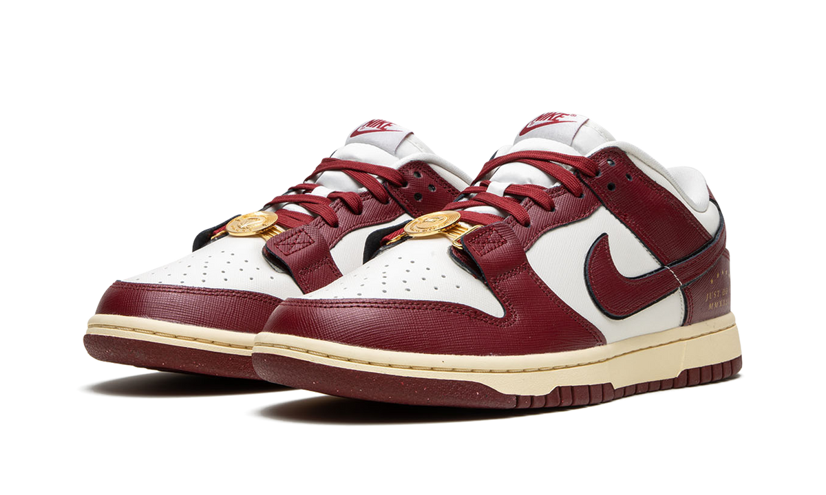 DUNK LOW WMNS "Just Do it - Team Red" DV1160 101