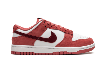 DUNK LOW WMNS "Valentine's Day" FQ7056 100