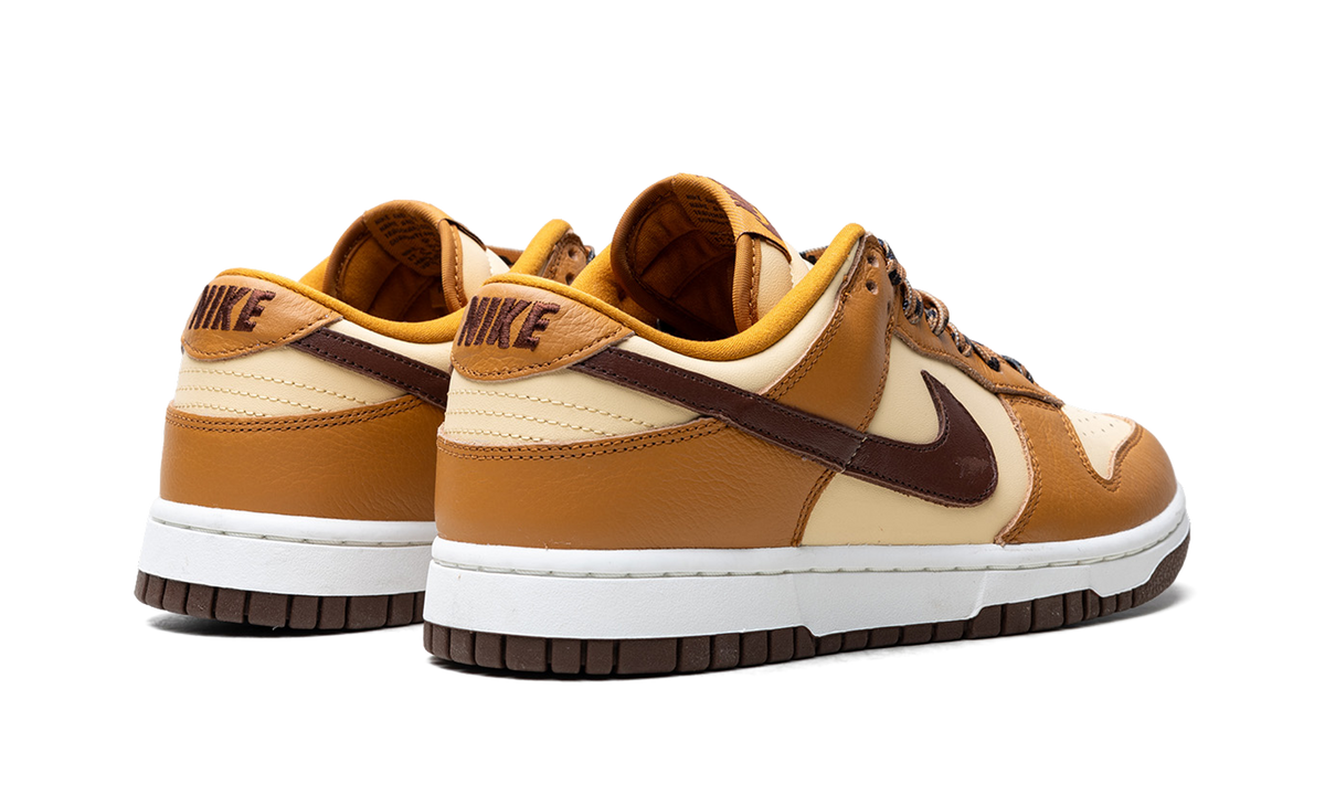 Dunk Low SE WMNS "Cherry Charms - Desert Ochre" HQ7487 700