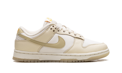 Dunk Low WMNS "Team Gold" FZ2552 100