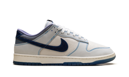 Dunk Low Retro SE "White Blue Void" IB6752 101