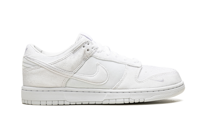 Dunk Low "Dove Street Market Triple White Velvet" DH2686 100