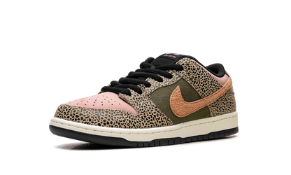 SB Dunk Low "Arts-Rec" IH3211 200