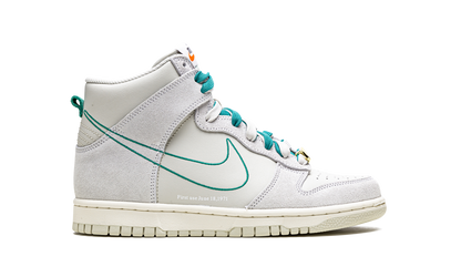 Dunk High SE GS "First Use - Green Noise" DD0733 001