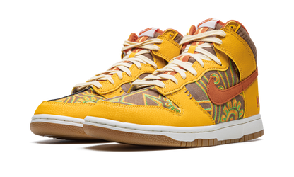 Dunk High "Somos Familia" DZ5354 045