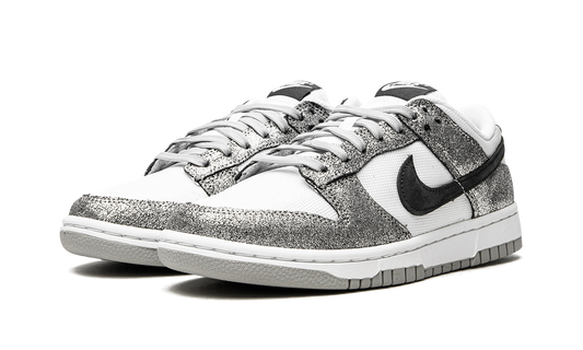 Dunk Low SE WMNS "Golden Gals" DO5882 001