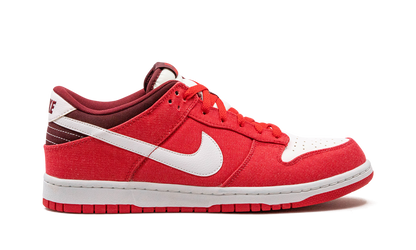 Dunk Low "Hyper Red" 318019 604