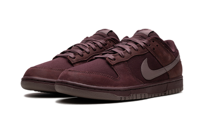 Dunk Low "Burgundy Crush" FB8895 600
